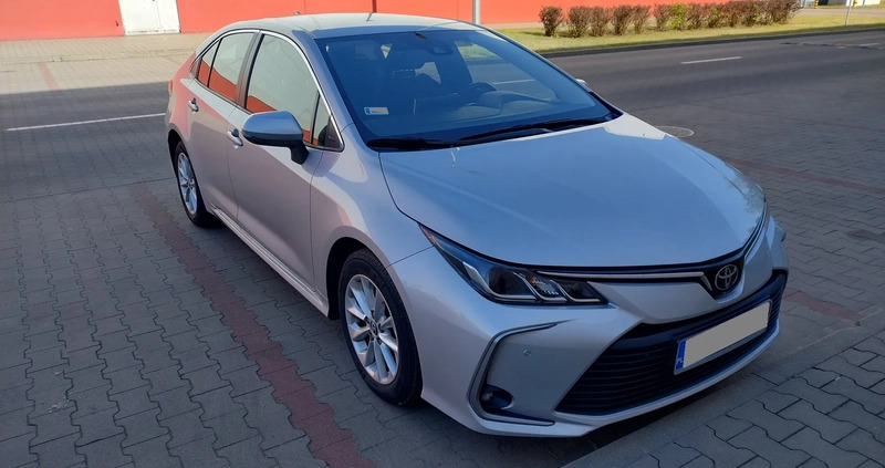 Toyota Corolla cena 69500 przebieg: 87000, rok produkcji 2019 z Warszawa małe 106